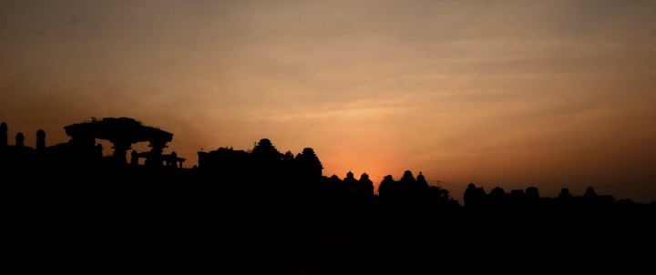 and then, when the sun finally set on Hampi and our trip !